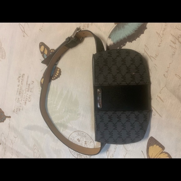 Michael michael Kors signature belt bag - Picture 3 of 7